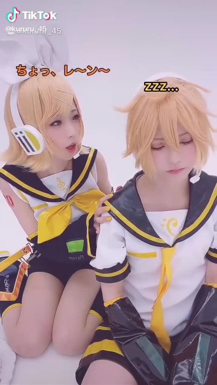 リンちゃん、レンくん、お誕生日おめでとう🧡💛 #鏡音リン・レン #鏡音リン #鏡音レン #鏡音誕生祭2020 #鏡音2020 #コスプレ #ボカロ #vocaloid #cosplay