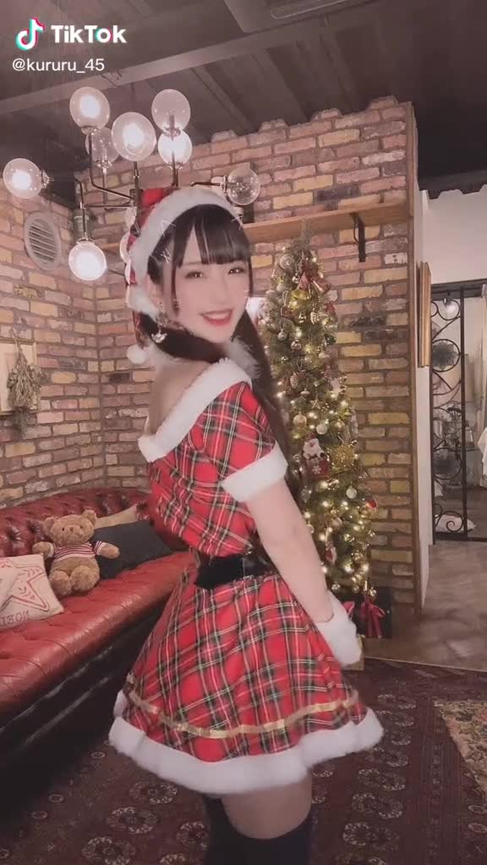 メリークリスマスイブ💓21時からイチナナやります🎄　#TikTokXmas #cosplay #cosplayer #コスプレ #コスプレイヤー