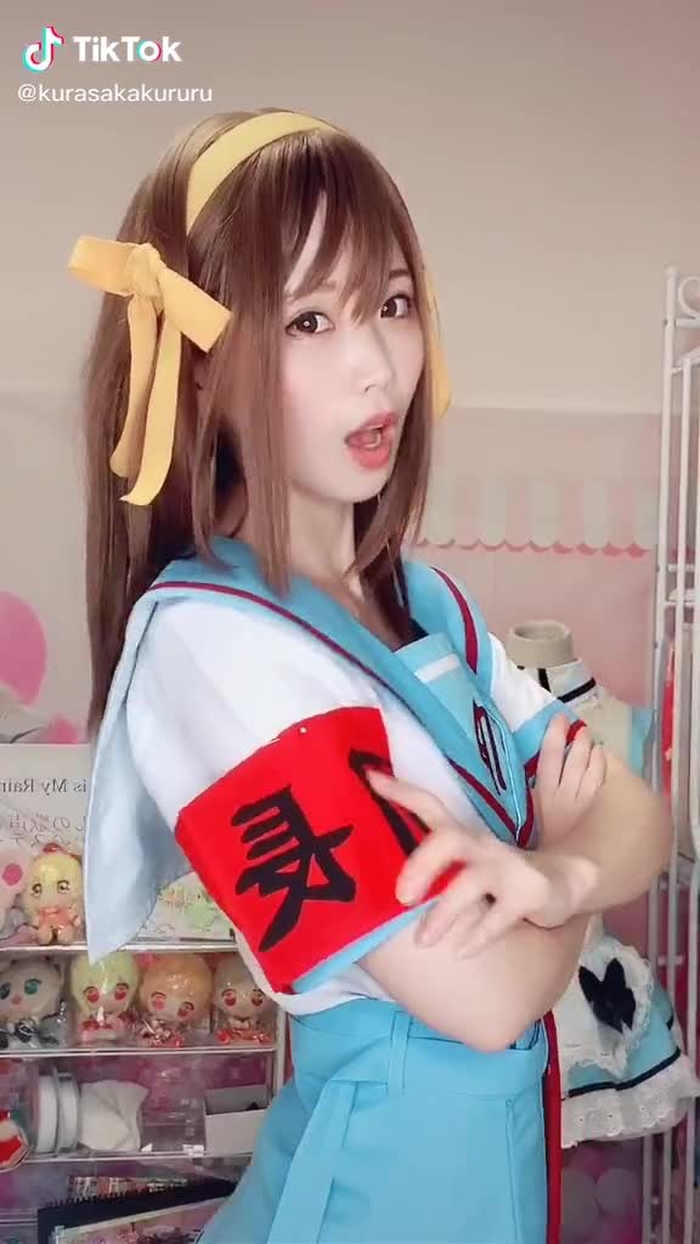 私がコスプレしたら、普通の人間には興味ありません！とか言わなそうなハルヒになってしまいました　#涼宮ハルヒ #コスプレ #コスプレイヤー #cosplay #cosplayer #haruhisuzumiya