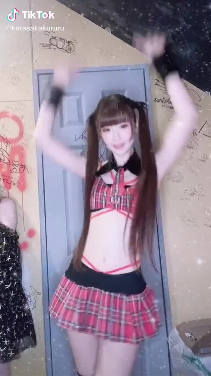 TikTok (ティックトック) で くるるん🐥🌸 (@kururu_45) の動画を見る 2