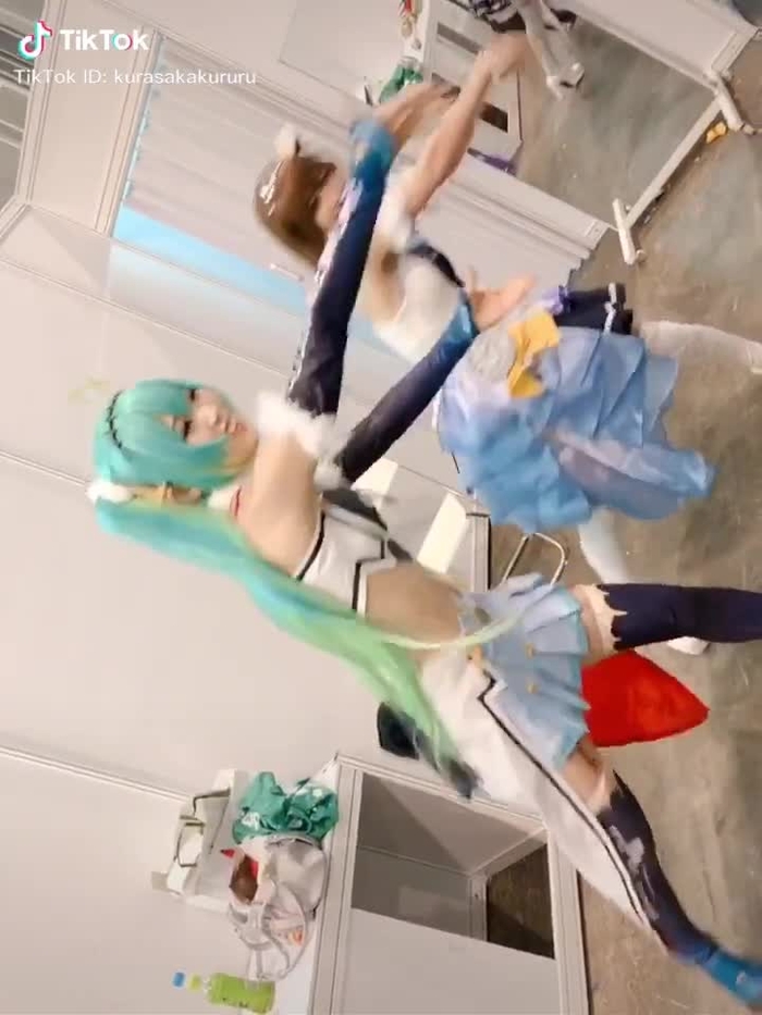 くるるとみなみちゃんのソーラン節です #コスプレ #初音ミク #レーシングミク #本田未央