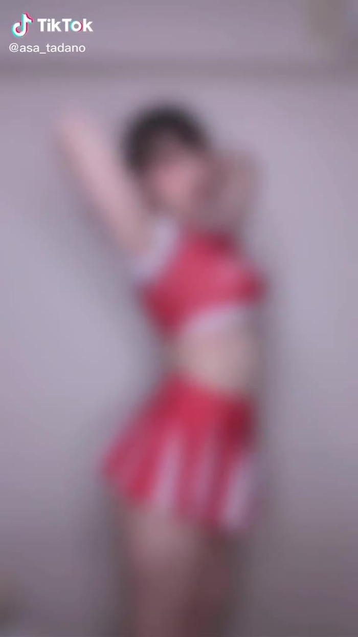 むちむちチアガール#少し待ってみて  #むちむちボディ