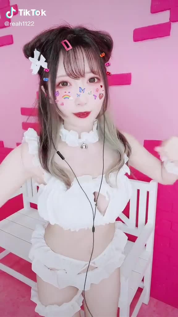 これずっとやりたかった(流行遅れ) #にゃんぱすー