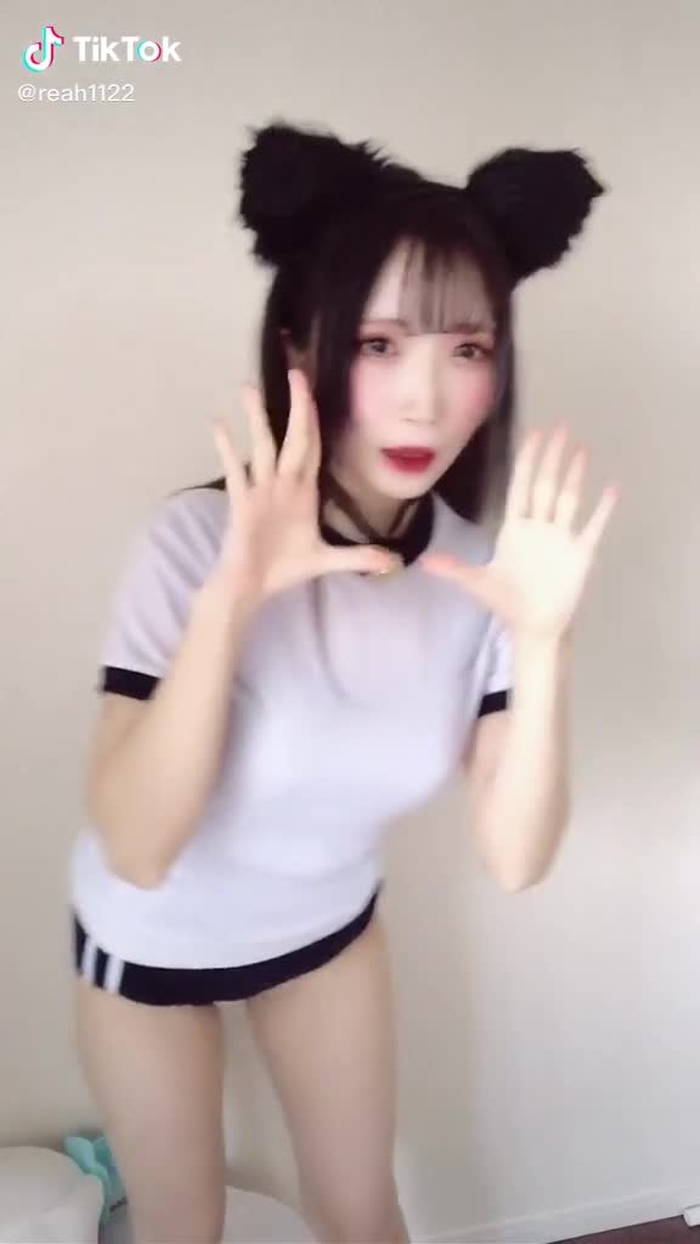いつも見てくれてありがとう #ありがとーにゃん #ブルマ