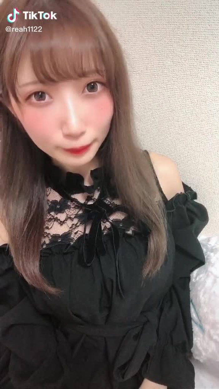 撮りなおした✨ #目線ショット
