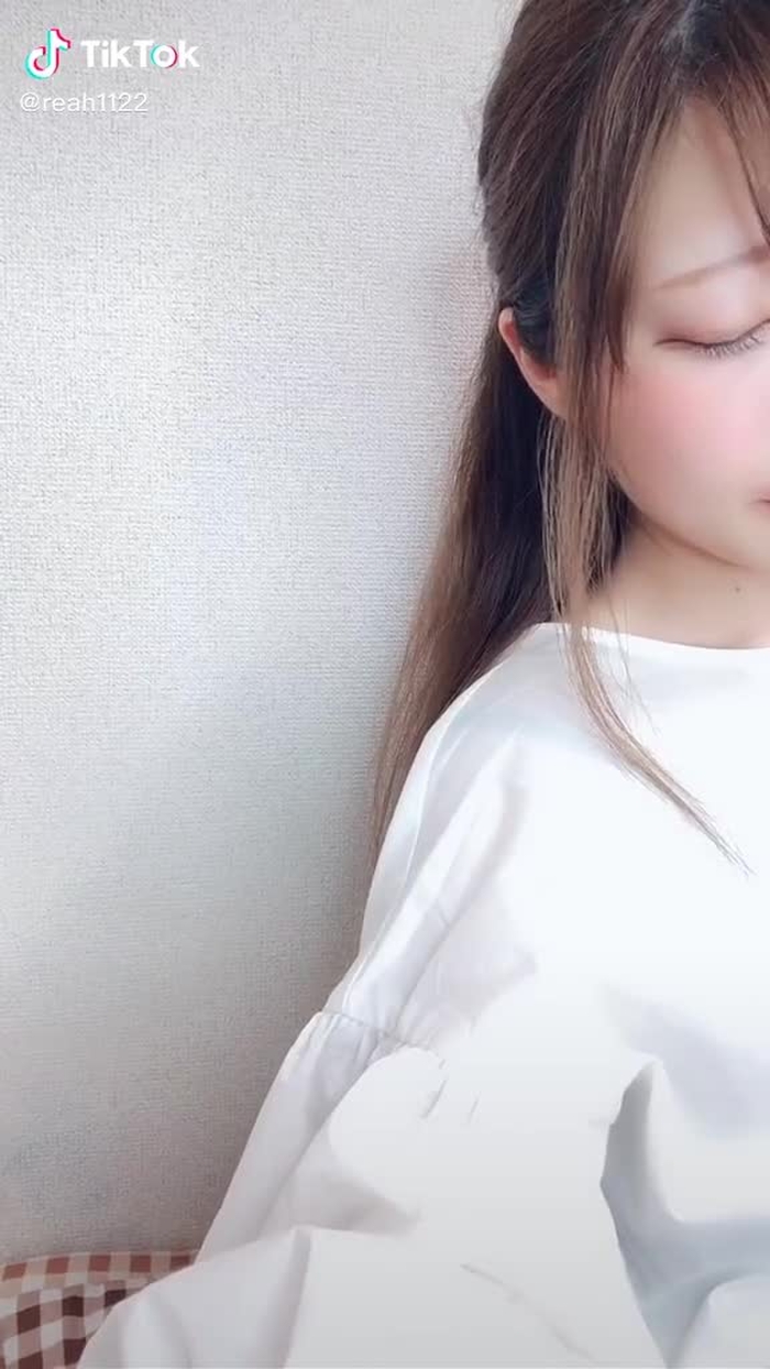 朝からレッスン行って、夜帰って4時まで配信してたからメイクが笑 #顔だけどあっぷ #頑張った