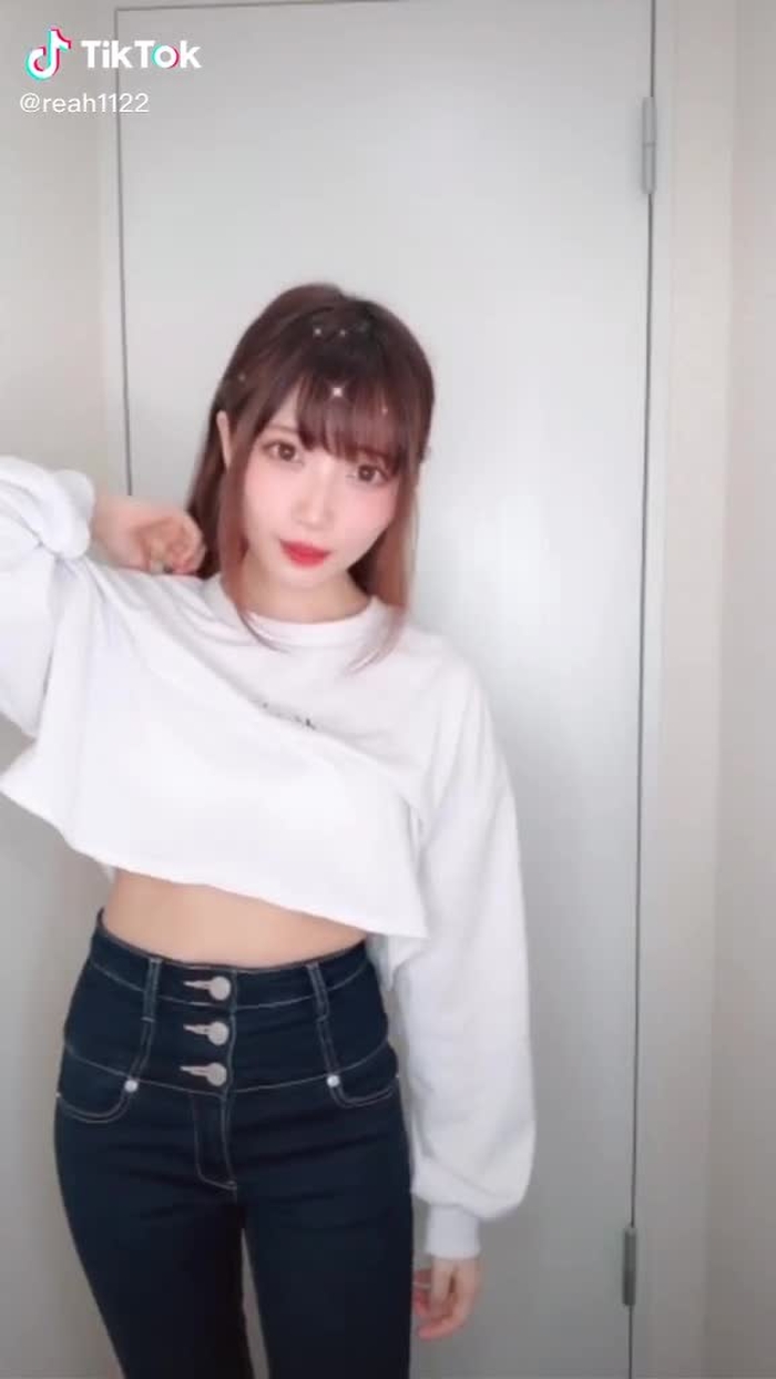 ちょっとセクシーかなと思ってNGにしたやつ #おうちで過ごし隊 #tiktok毎日投稿 #てってってってってってってれーれ