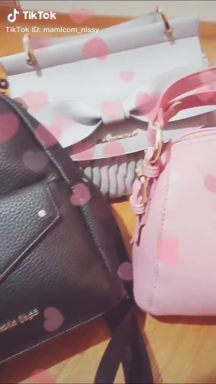 実家に置いてあるものもあるから一部だけど、お気に入りの鞄や小物と西くんグッズ♡꒰🎀꒱　#量産型 #量産型ヲタク #ジルバイ #メゾンドフルール  #Nissy #西ヲタ #西島隆弘
