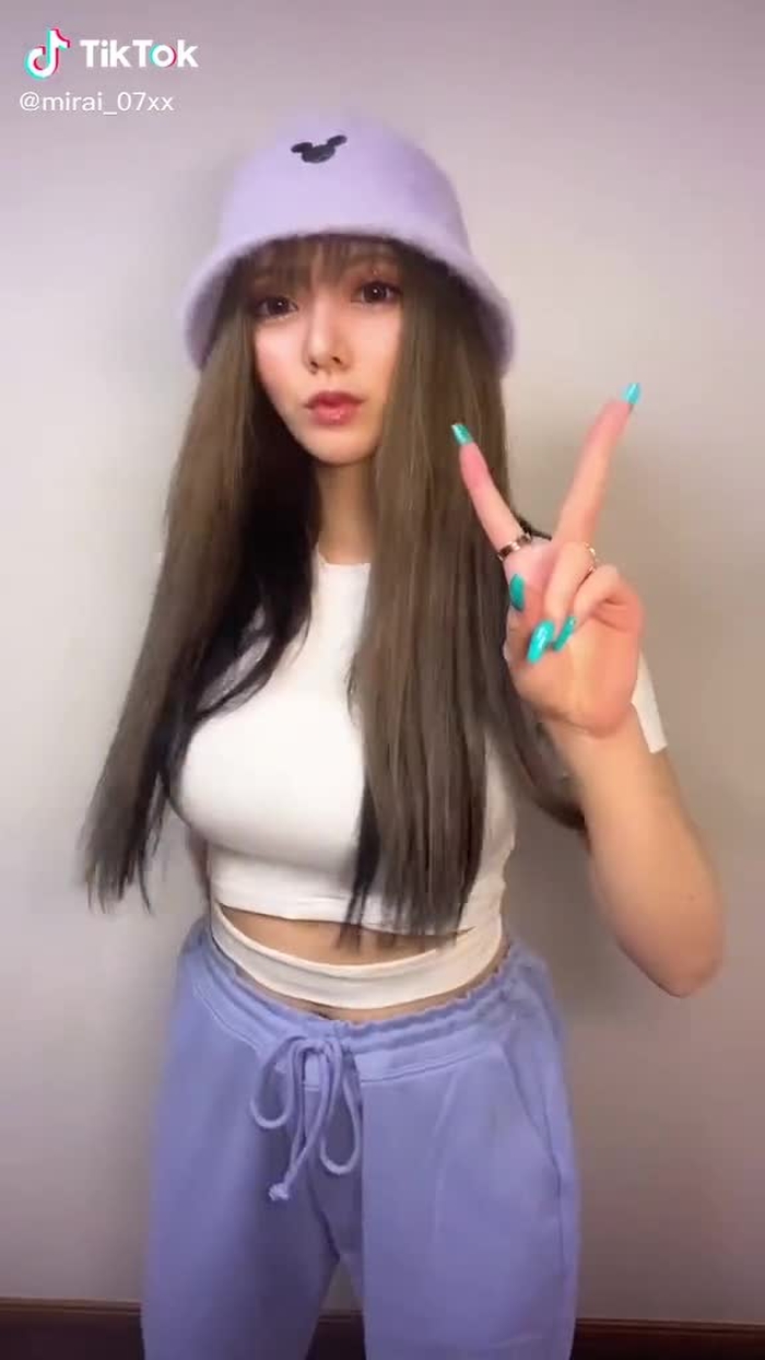 ひゃ