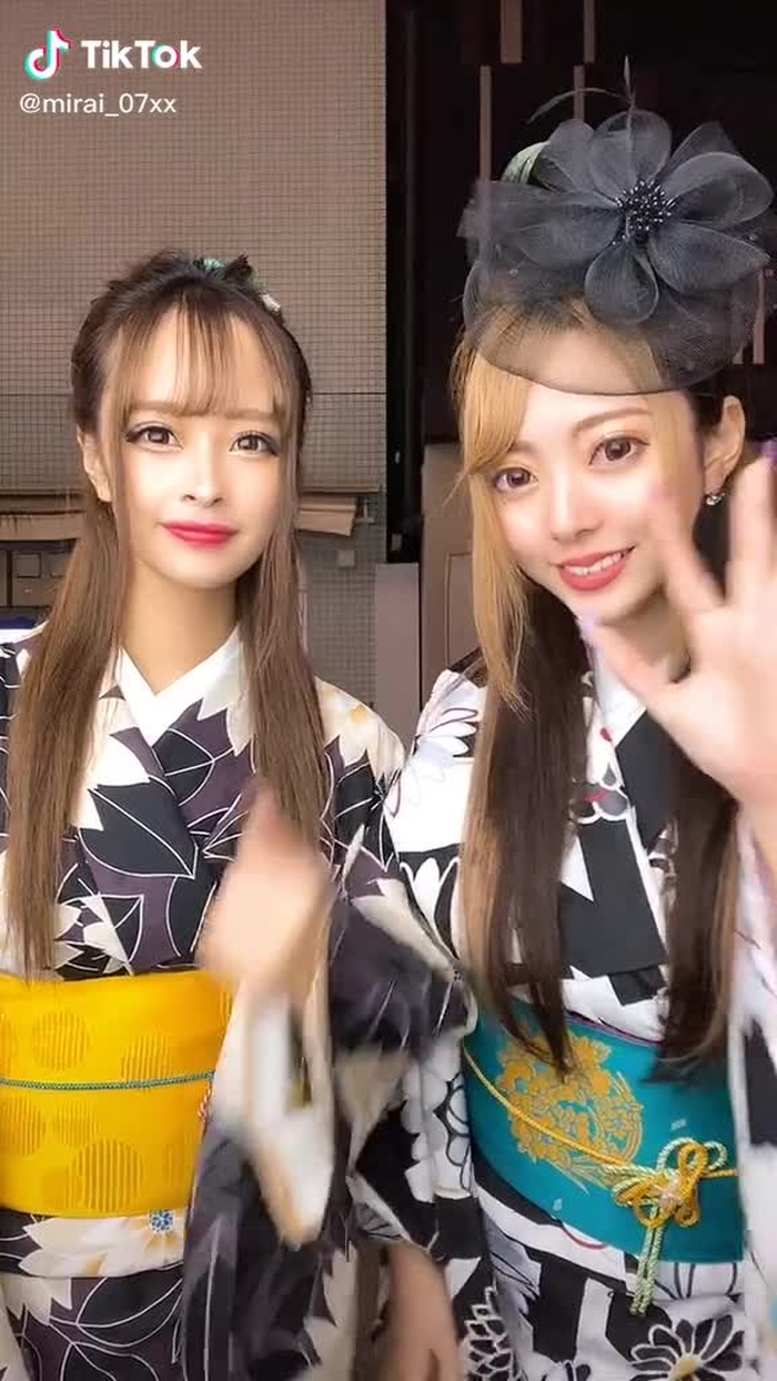 服装と曲があわぬ。笑