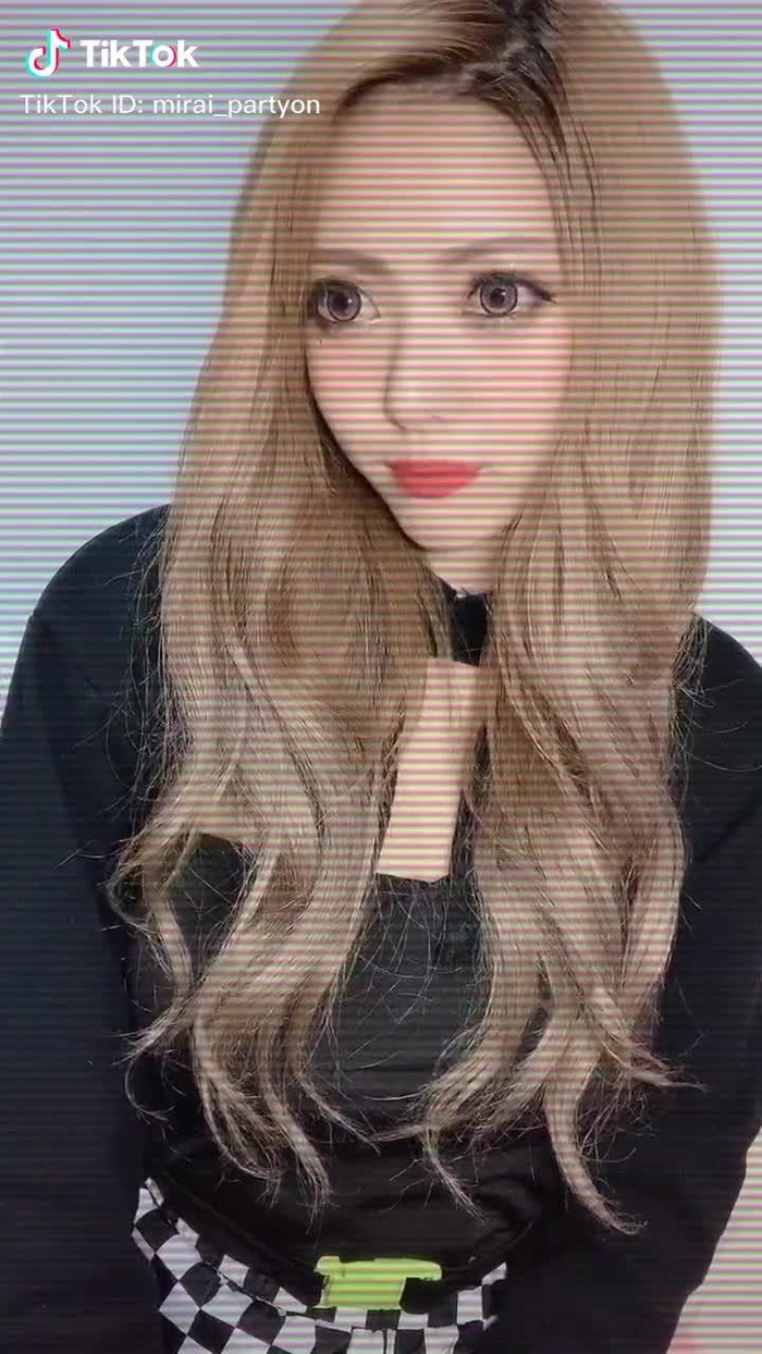 英語わからん...🤯