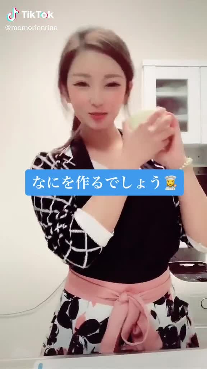 TikTok (ティックトック) で メンペラももすけ💋👑 (@momorinnrinn) の動画を見る