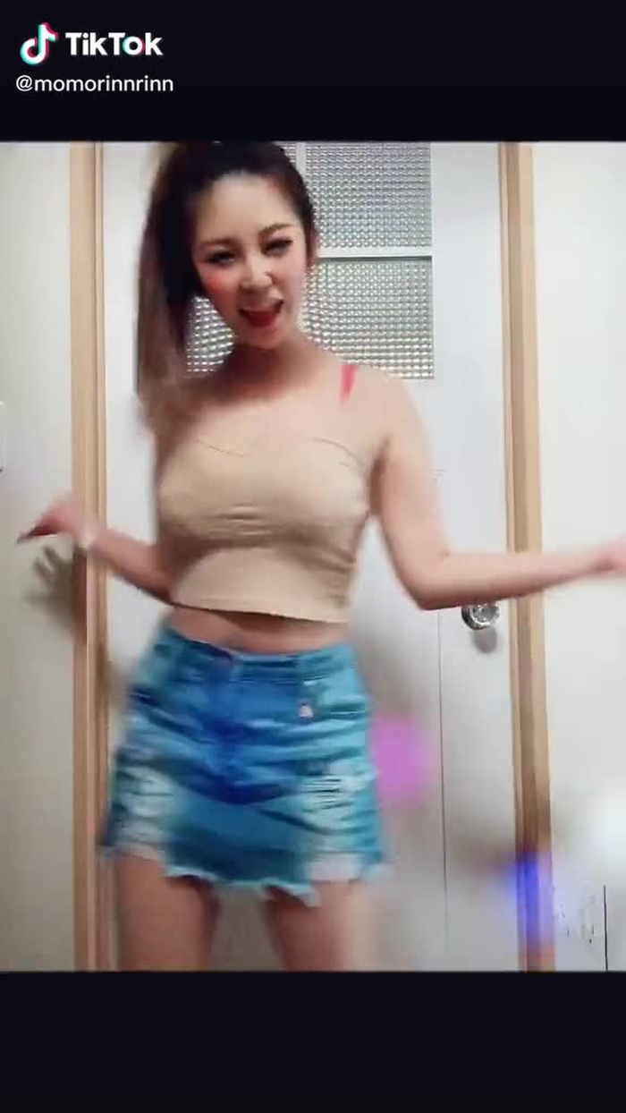 おっはおっは❤️今日は寝坊助さんだ🥺心優しい人が沢山いて毎日感動と嬉しいの毎日😭💓なんでそんなに優しくしてくれるの？って嬉しい気持ちになるし元気もらえる😭❤️そーやって人に優しくできる人って素敵！大人の魅力なのか！#tiktok大喜利 #よく聞かれる質問 #あなたもmvクリエイター