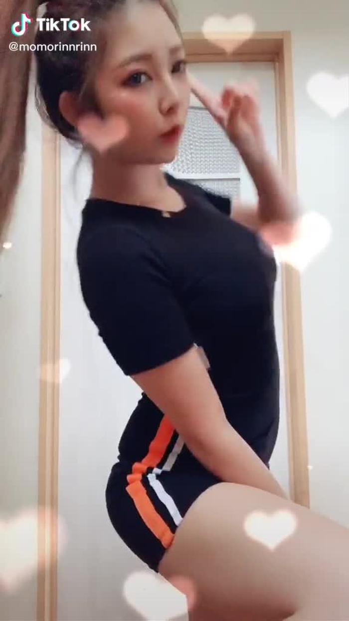 ぶりっこちゃん❤️ジムに通う事にしたの❤️お腹プニプニちゃんだからやだ😭💓#あざとい女 #年中無休メンヘラちゃん #みんなに見せたい動画 #ユニコーンフェイス #よく聞かれる質問 #tiktok大喜利