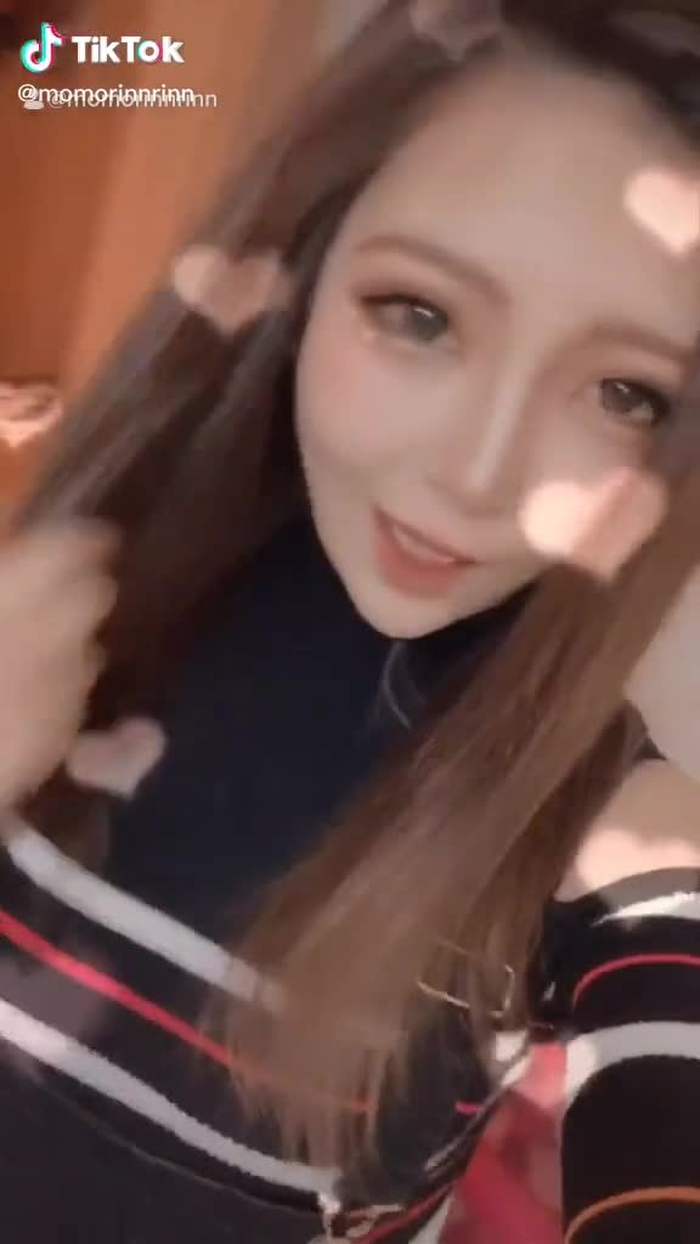 おはもに❤️もうニットの季節も終わったね〜😢💓ニットが恋しい。人肌恋しいし。笑毎日人肌恋しい。好きだってゆってくれててもみんなすぐ急に消えて離れていくんだろうな。って考えたら辛い#おうちで過ごし隊 #あざとい女#年中無休メンヘラちゃん