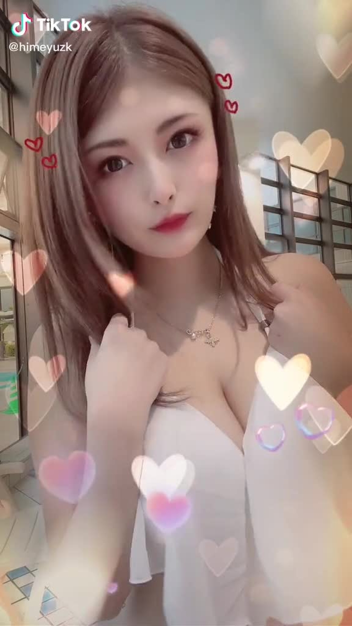 この曲めっちゃ好きだけど、水着似合わないね👙
