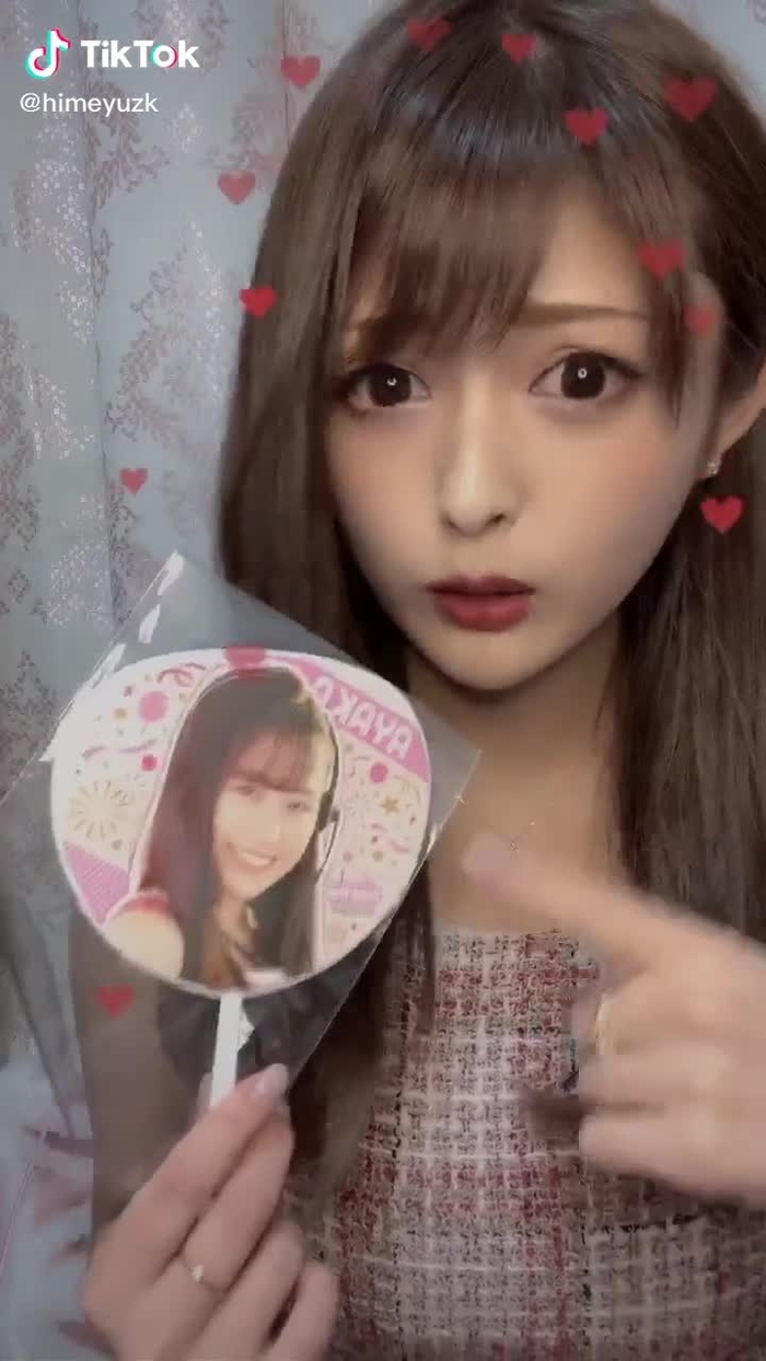 あーりんちゃんが好きすぎて辛いヲタク😇顔が必死www同担拒否ではないです#あーりん推し #あーりん結婚してくれ #ももクロ #ももいろクローバーZ #アイドルオタク #佐々木彩夏 #あーりんはあーりん #俺がTO