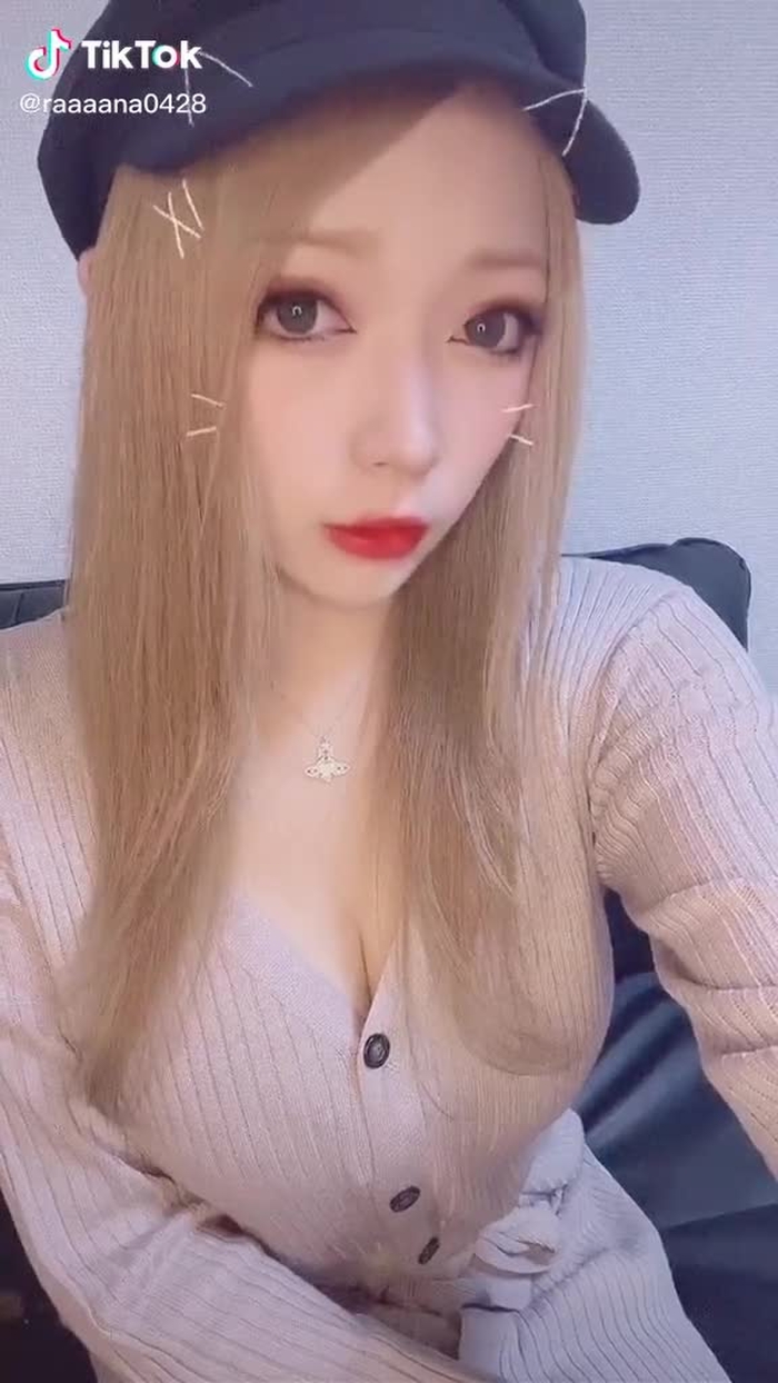 どっちがいいかな？？？#すすきの#ニュークラブ#TikTok3周年