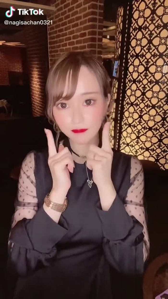 🌸