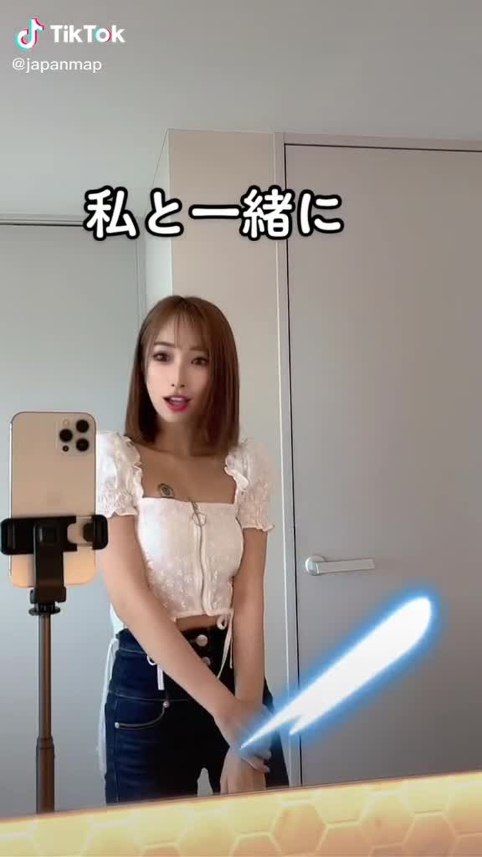 釣りガールたちと競い合ってます！一緒にロードモバイルしませんか？やりたい人インスタにDMください(｀・ω・´)#ファッションの秋