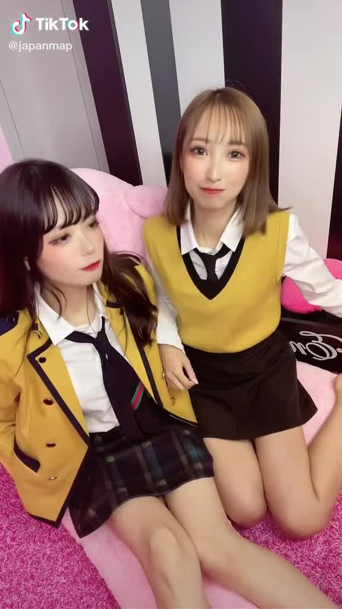 別に狙ってません！！！！#生足 #japanesegirl #JK