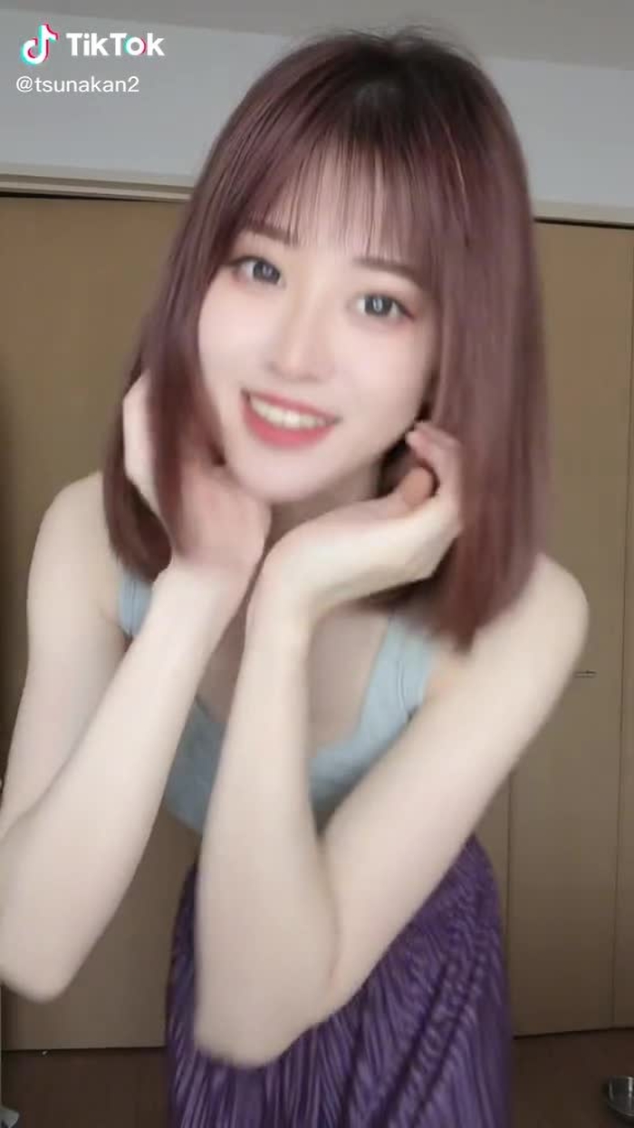 ぴょんぴょこぴょーん#筋トレ女子 #asiangirl #腰フリダンス