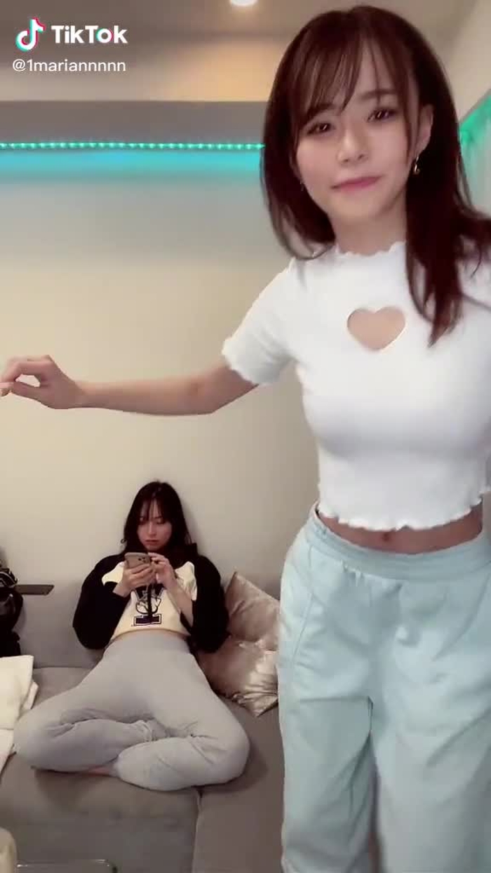 TikTok (ティックトック) で ぽぽちゃん🐰🌙 (@1mariannnnn) の動画を見る 13