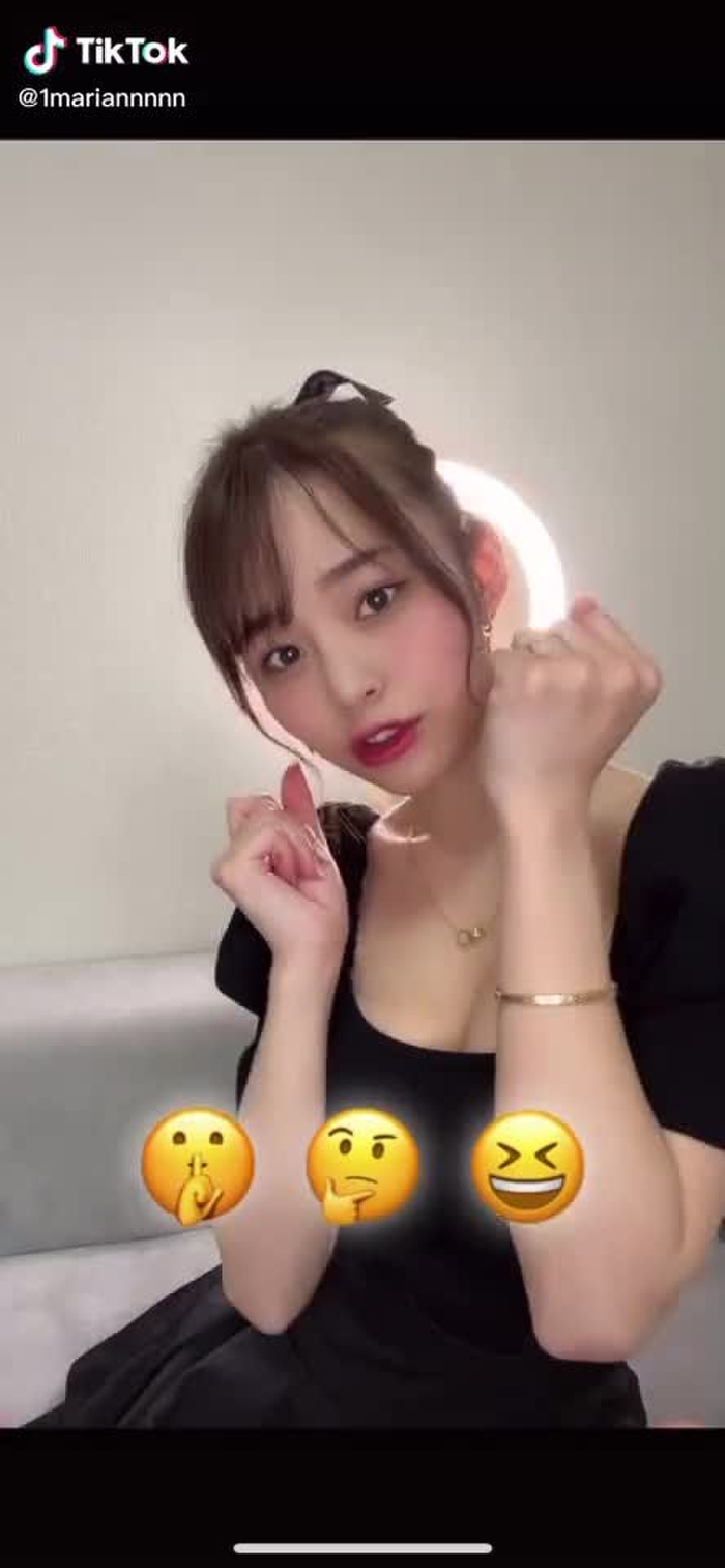 TikTok (ティックトック) で ぽぽちゃん🐰🌙 (@1mariannnnn) の動画を見る 23