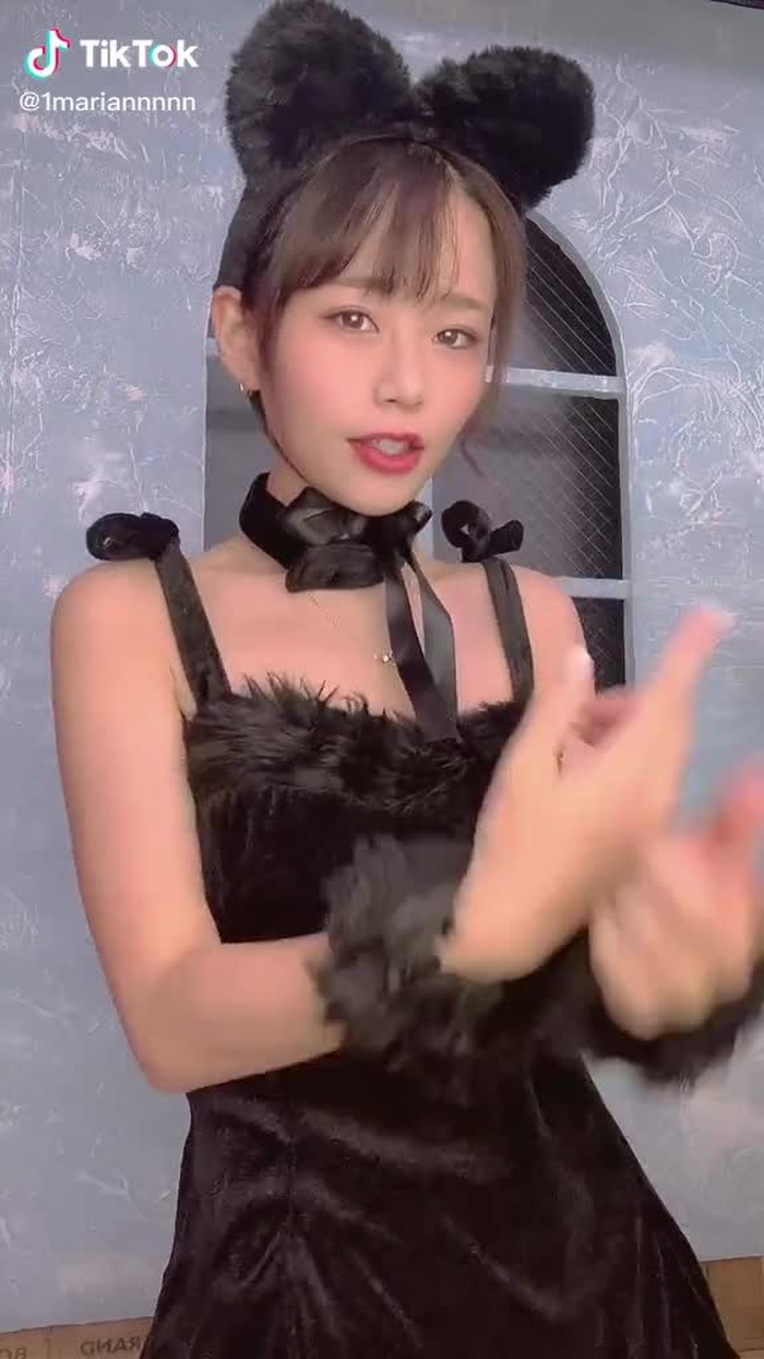 #コスプレ #黒猫