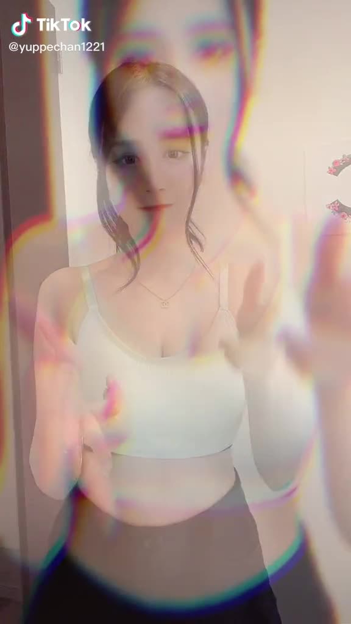 第一印象で相手のどこ見る？？#おすすめのりたい #運営さんお願い大好き #ゆいぱん #hipsdance #fyp #recommendedmovies #makemefamous