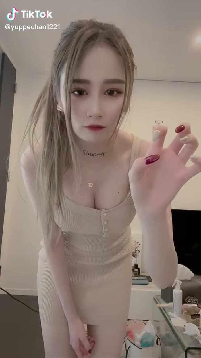 この時間に見てる人にだけノーパン#おすすめのりたい #運営さんお願い大好き #ゆいぱん