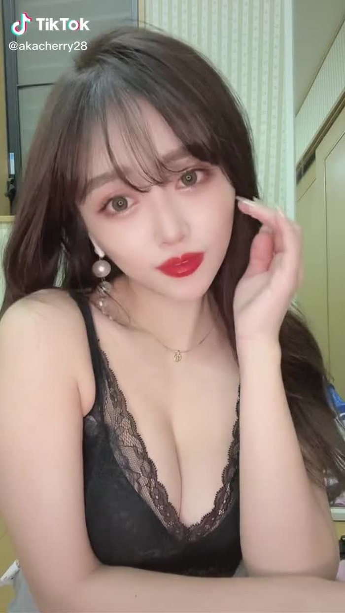 #ホワイトフィルター #盛れるらしい #盛れた #美白フィルター #韓国好きな人と繋がりたい #バズ#おすすめにのりたい #古参になりませんか #インスタおいで