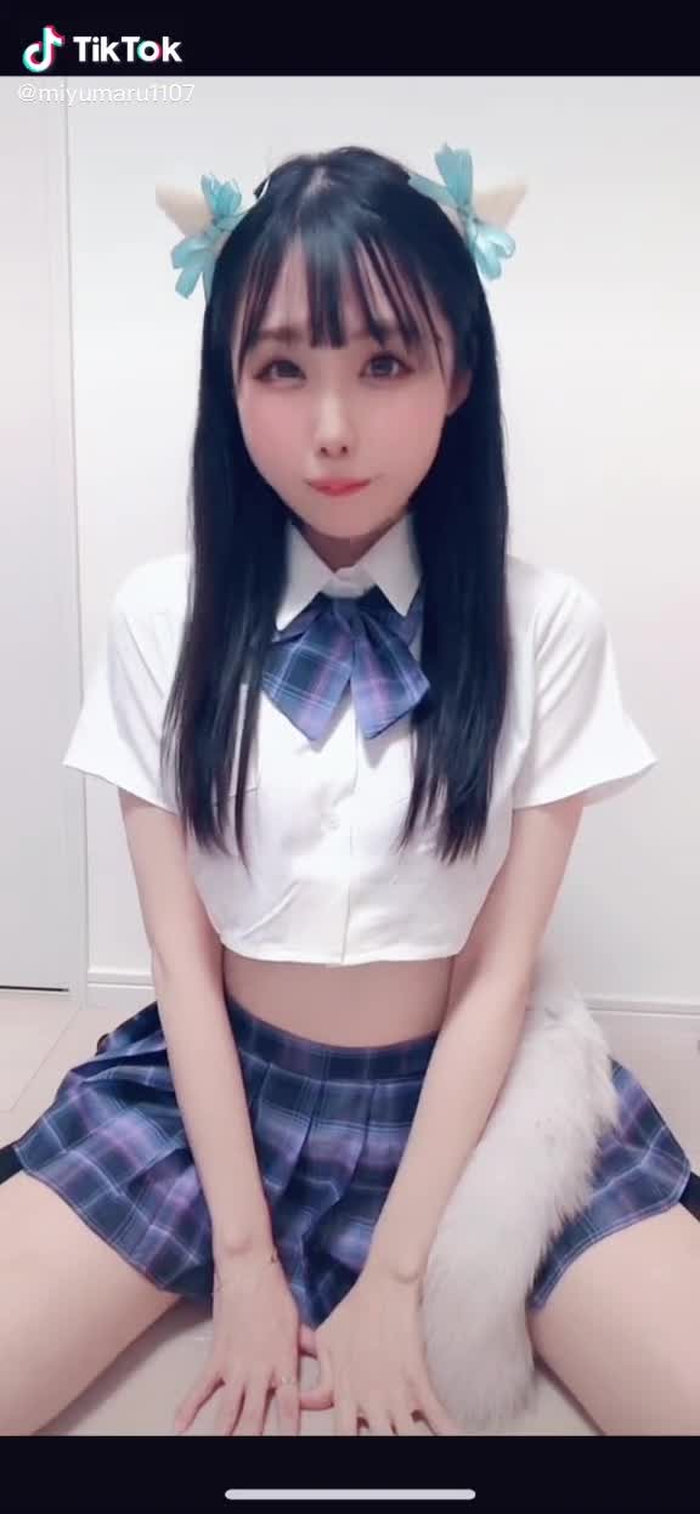 何か見えた人…？#おすすめにのりたい #猫系女子 #fyp #japanesegirl #anime #catgirl