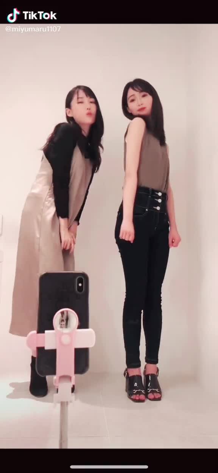 2人とも170cm@_suzukochan_ #fyp #高身長女子 #姉妹