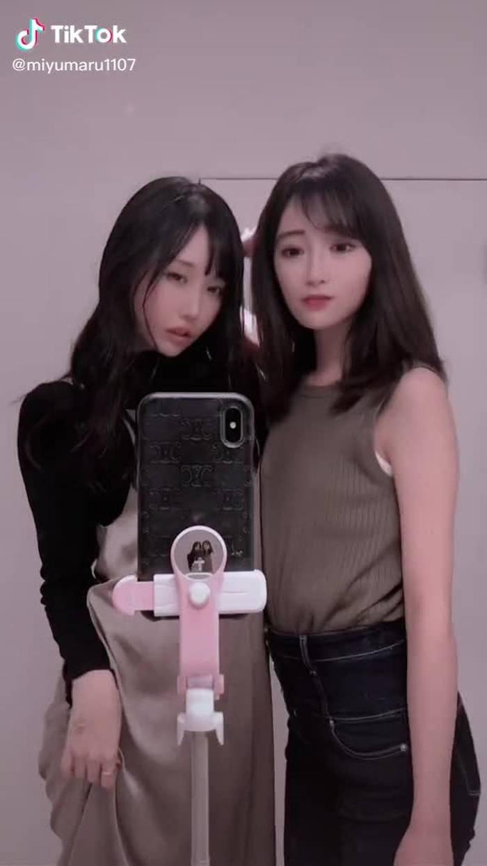 健全な百合です(⊃=͟͟͞͞🌸=͟͟͞͞🌸＾o＾)⊃=͟͟͞͞🌸=͟͟͞͞🌸=͟͟͞͞🌸=͟͟͞🌸 #fyp @_suzukochan_