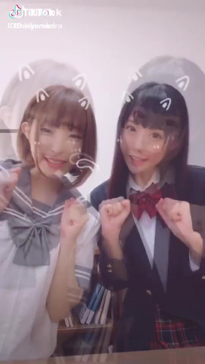 #ニャンニャンニャン #にゃんにゃんにゃん #ニャンニャンにゃん #ニャン #それみんなで一緒に #それみんなで #猫ダンス #ねこニャン #ねこ子 @まいころ