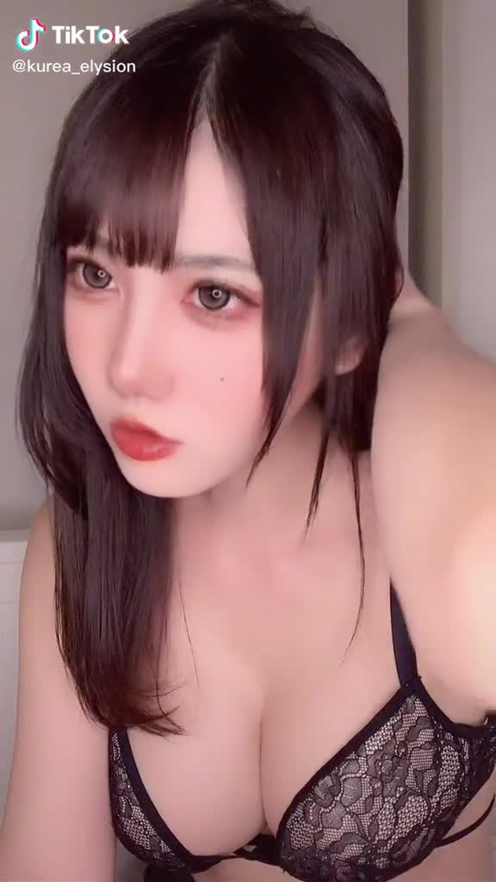 #おすすめにのりたい #グラドル #計画的に排除します