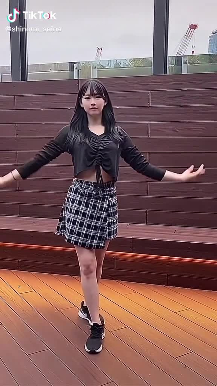踊らないと分からない難しさが沢山あって、ガルプラ練習生のすごさを改めて実感…😢🤍 推しのヨンウンがデビューできますように！！！ #girlsplanet999 #걸스플래닛999 #ガルプラ #ooo #overoverover #빠로나야　#서영은　#kpop #fyp