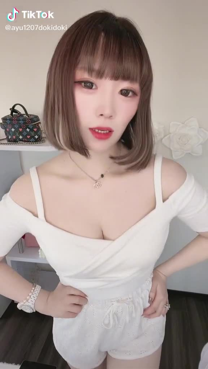 #ホワイトフィルター 💝💝💝#毎日投稿 #ファン募集 #ありがとう #おすすめにのりたい #ライバー