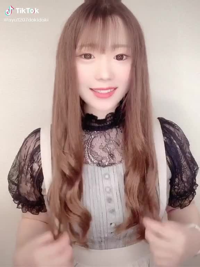 TikTok (ティックトック) で 【トップライバー】紫月愛結💝あゆ (@ayu1207dokidoki) の動画を見る 1