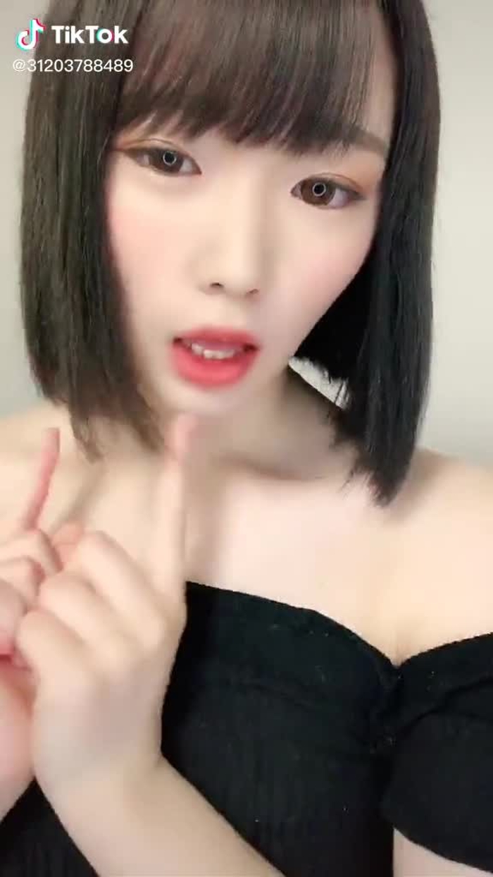 TikTok (ティックトック) で 【トップライバー】紫月愛結💝あゆ (@ayu1207dokidoki) の動画を見る 4