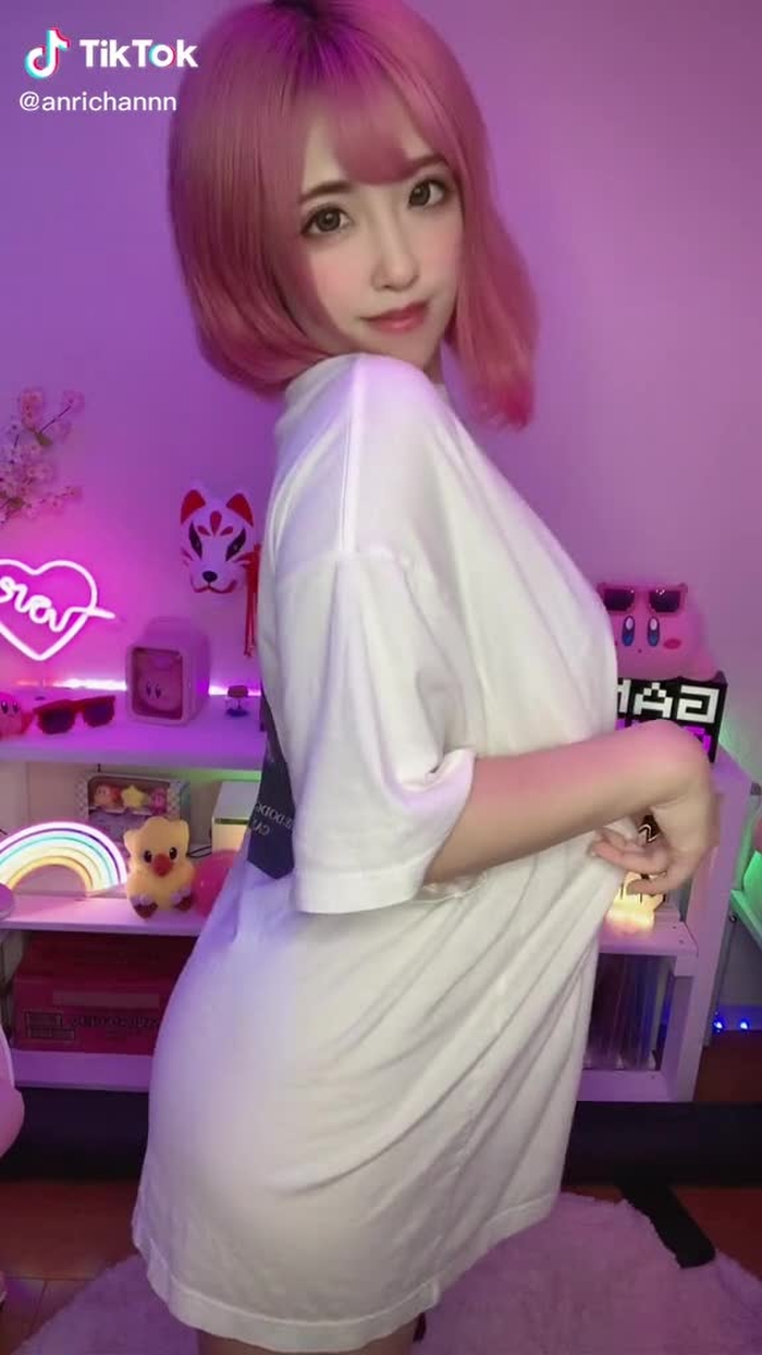 Tシャツ1枚ってドキってする？😏#むちむち #Tシャツ #ダンス動画 #fypシ