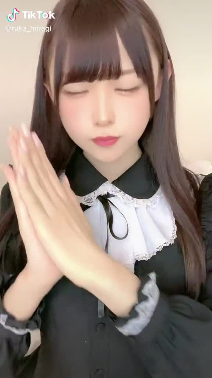 (ˊo̴̶̷̤  ̫ o̴̶̷̤ˋ)