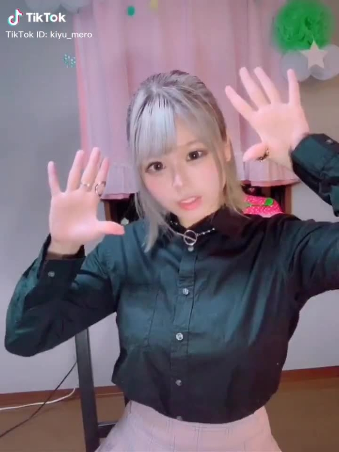 タピオカパン… #tiktokベスト #タピオカパン #コスプレイヤー #青空なんか好きじゃない #손댄스 #틱톡매들리