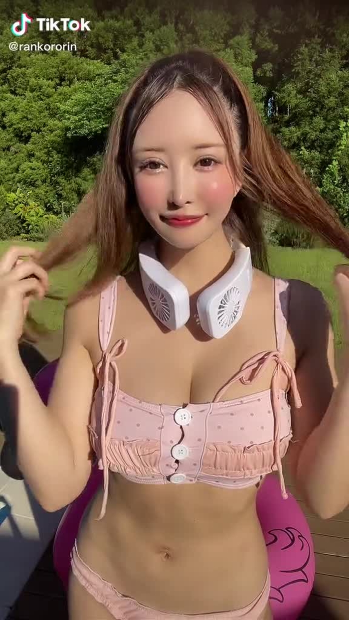 シンポーディンポー🧚#夏の思い出 #tiktok夏祭り #tokyo2020 #vlog #夏コーデ #夏のおすすめ #プール #みんなでtiktok #みんなでダンス #プール