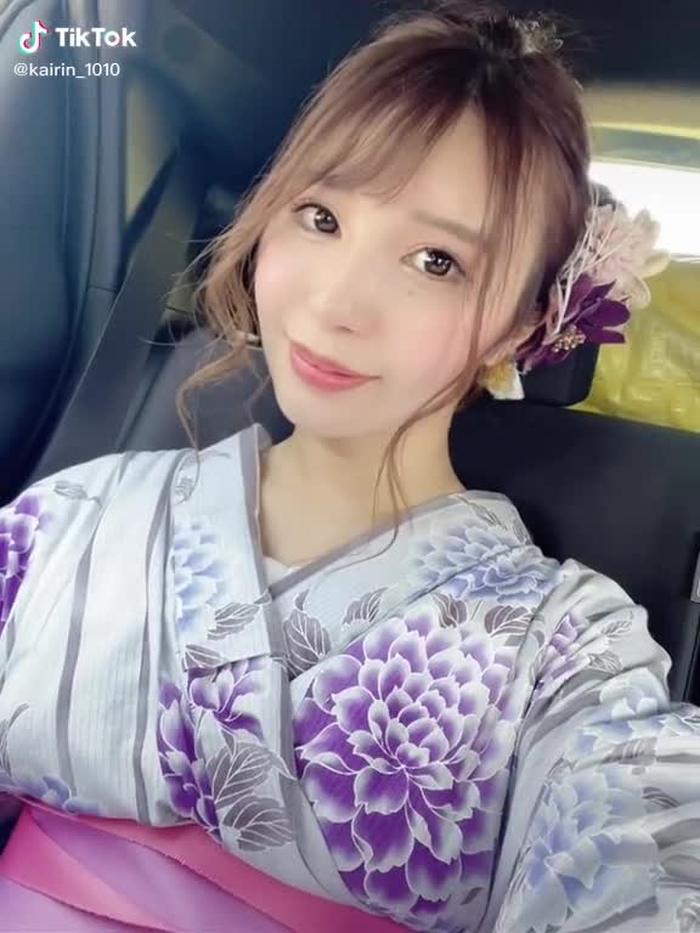 今日発売の週刊プレイボーイに私のグラビア6ページ掲載中！アンケートで推し事してね💓みてね♡