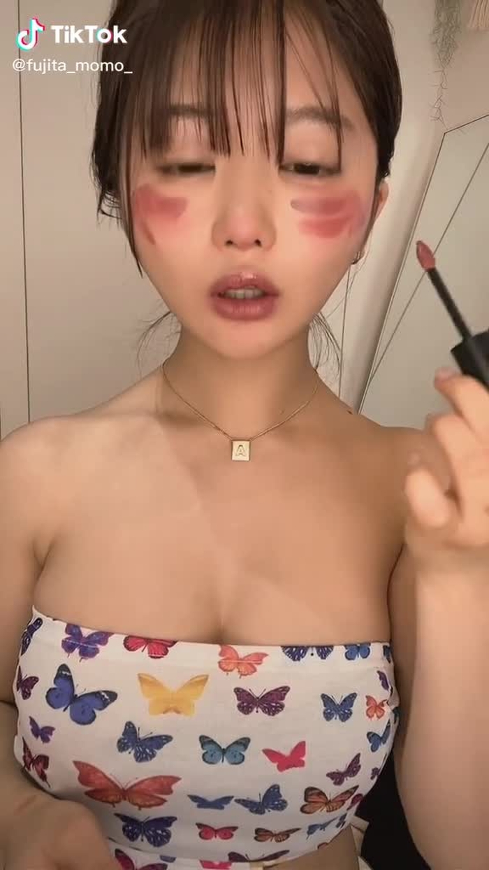 TikTok (ティックトック) で 藤田もも (@fujita_momo_) の動画を見る 24