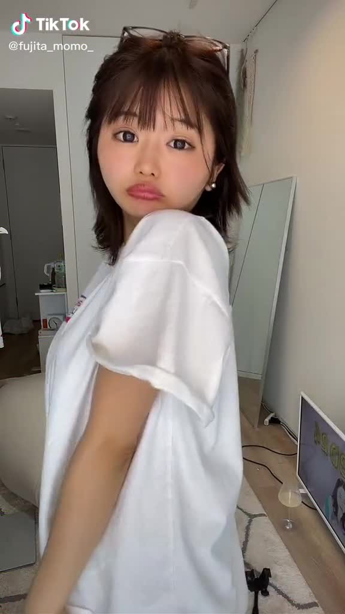 TikTok (ティックトック) で 藤田もも (@fujita_momo_) の動画を見る 25