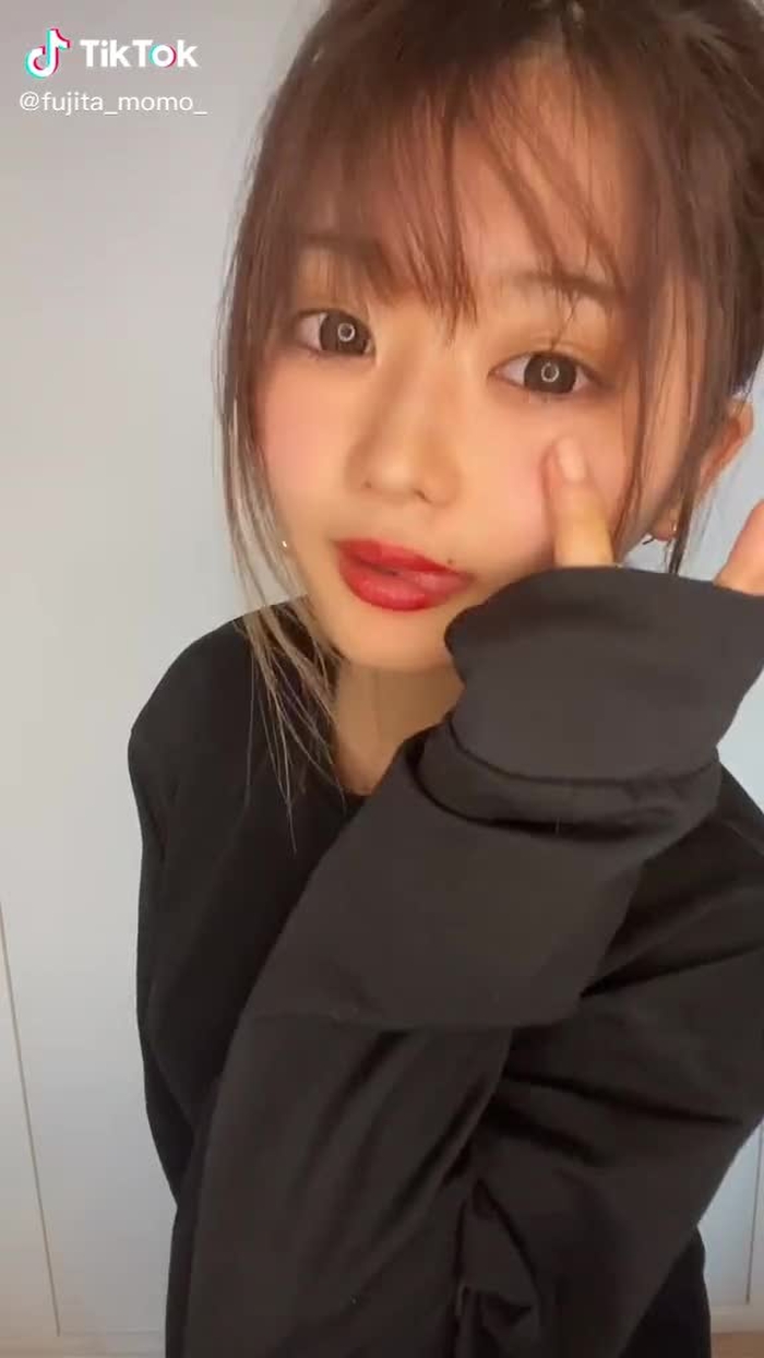 TikTok (ティックトック) で 藤田もも (@fujita_momo_) の動画を見る 28