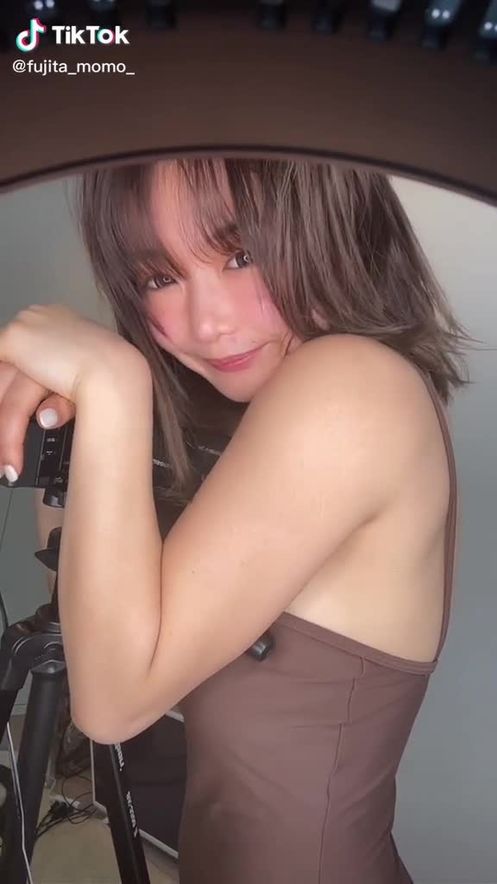 TikTok (ティックトック) で 藤田もも (@fujita_momo_) の動画を見る 30